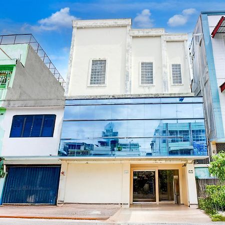 Collection O Peunayong Near Masjid Raya Baiturrahman Formerly Siwah Hotel บันดาอาเจะห์ ภายนอก รูปภาพ